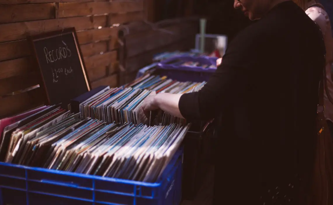Où acheter des vinyles pas chers ? 6 conseils pour payer vos vinyles moins chers (MAJ du 02/06)
